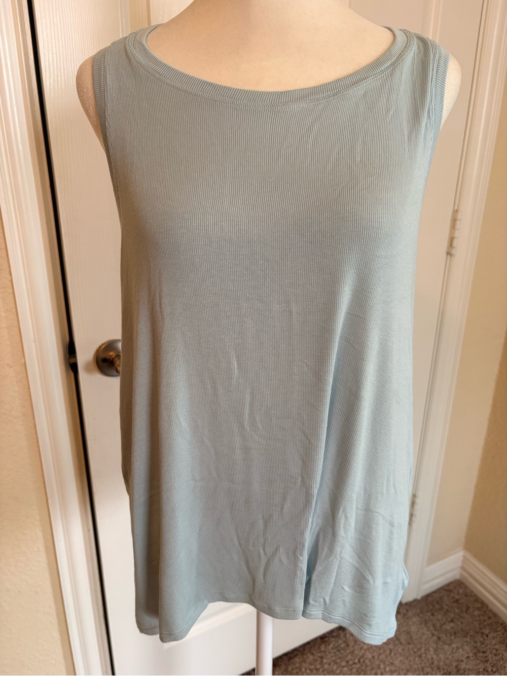 Athleta With Ease Light Green Ribbed Scoop Tank